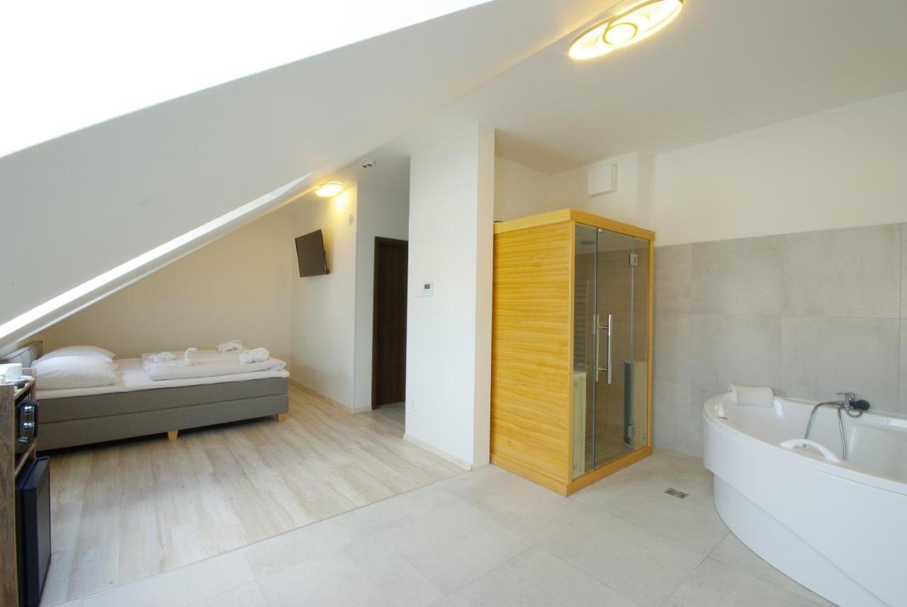 Adeba Hotel ปราก ภายนอก รูปภาพ
